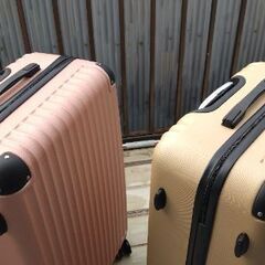 旅行ケース・・・大型2個・・・使わなかった・・・新品で買って2か月保管品、奇麗なカラーですの画像