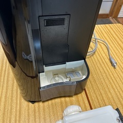 シャープ プラズマクラスターイオン加湿空気清浄機 とおまけ付きの画像