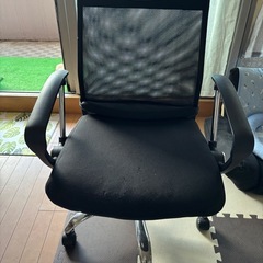 ゲーミングチェアの画像