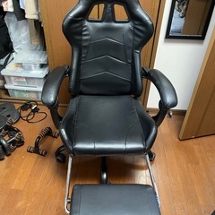 ゲーミングチェア リクライニング ハイバック　激安‼️の画像