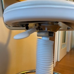 昇降カウンターチェア美品の画像