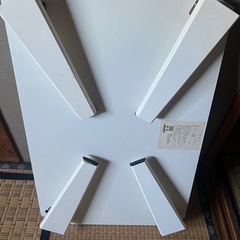折りたたみテーブルの画像