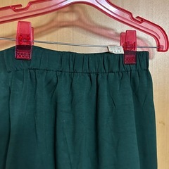 未使用品！HUG+U黒 ニット　ロングスカートの画像