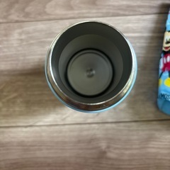 子供用水筒の画像