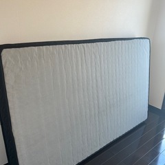 【美品】GOKUMIN セミダブル　マットレスの画像