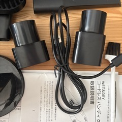 【未使用品】ハンドレスハンディクリーナー　掃除機の画像