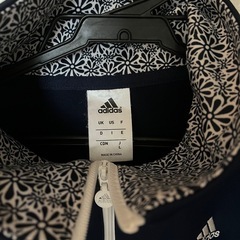 adidasレディースジャージの画像