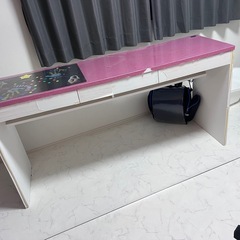 テレビ+テーブルの画像