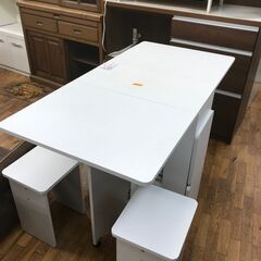 リサイクルショップどりーむ鹿大前店　No.2835　折り畳みテーブル　四人掛け　キャスター付き♪の画像