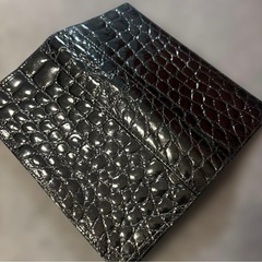 クロコダイル革　財布　シャイニング加工の画像