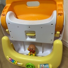アンパンマンバスチェアの画像
