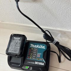 （お譲り先決まりました）充電式クリーナー　掃除機の画像