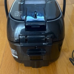 TOSHIBA　東芝　IHジャー炊飯器　RC-5XN ブラックの画像
