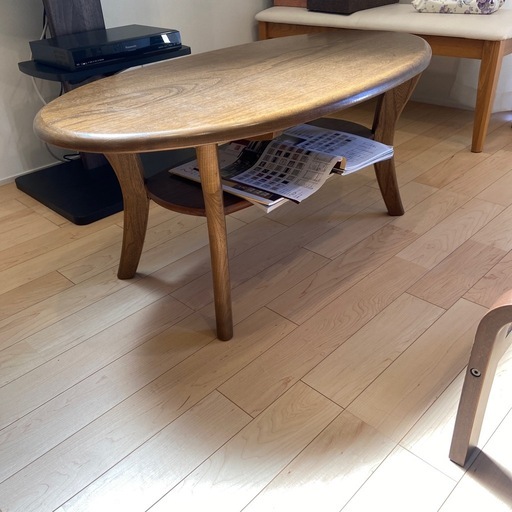 リビングテーブル　葉山ガーデン