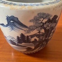 陶器製　火鉢
の画像