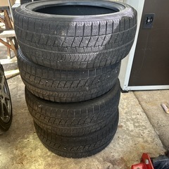 ブリヂストン　ブリザックVRX 215/45R17 4本せっとセットの画像