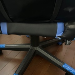 ゲーミングチェア　中古の画像
