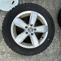 ＶＷゴルフ7純正スタッドレスタイヤホイール４本セットの画像