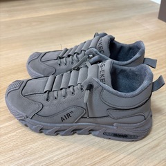 新品 スニーカー 25〜26cmの画像