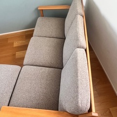 オク【美品】unico オットマン付 ソファ ウッドフレーム ALBERO イズヤオンライン | ウニコ unico ALBERO 3シーターソファ&オットマン