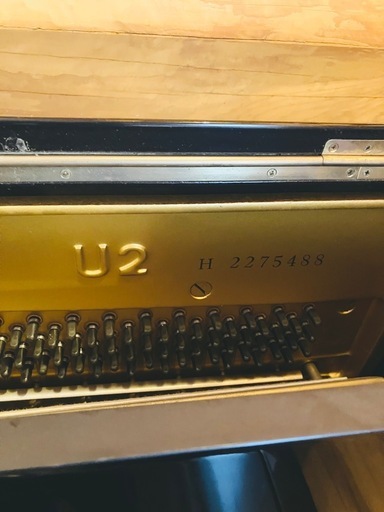•	【引き取り限定】YAMAHA アップライトピアノ U2（1976年製）1万円