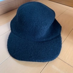 新品未使用　ユニクロ　UNIQLO ブラック キャスケットの画像