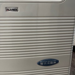 壊れた冷蔵庫欲しい方いらっしゃいますか？の画像