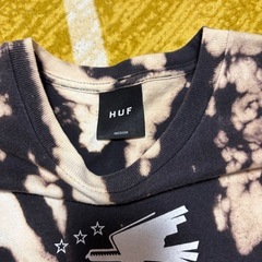 🥰3🥰HUF🤩胸元ロゴ・グランジTシャツ😆の画像