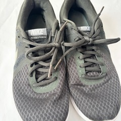 NIKEスニーカー　26.5cm　NIKE ナイキ　レボリューション　ランニングシューズ　の画像