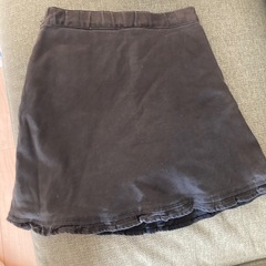 スカートに見えるパンツ　サイズ120の画像