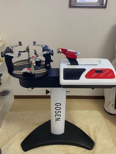ゴーセンストリングスマシン（バドミントンガット張り機）