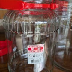 保存瓶４リットル、それより大きな保存瓶、内蓋はありません。の画像