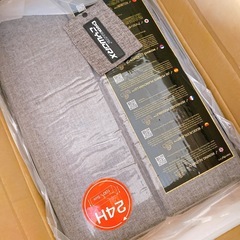 作業楽々❤️パソコンデスク❤️ラップトップテーブル　ゲーミング台　作業机　パソコン台の画像