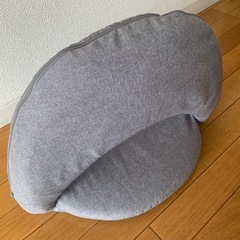  ニトリ  座椅子    の画像