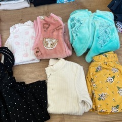 女の子服の画像
