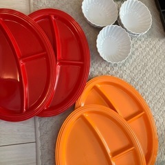 ル・クルーゼなどもあります。その他大量の食器の画像