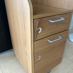 デスク棚の画像