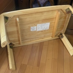 ⑨折りたたみ式ローテーブルの画像