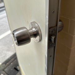 中古浴室ドア、いろんなドアにどうぞの画像