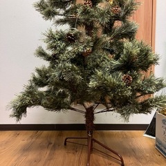 ニトリ　クリスマスツリー180cmの画像