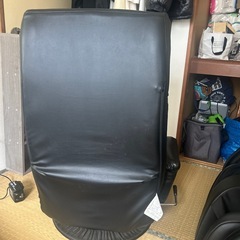 ゲーミングチェアの画像