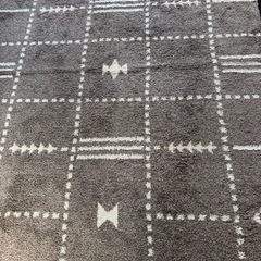 取引決定済みunico ラグ　140×200　の画像