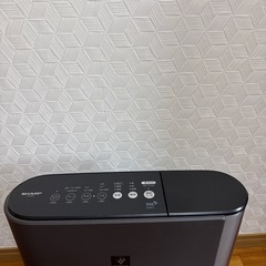シャープ SHARP  加湿セラミックファンヒーターの画像