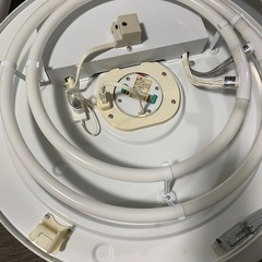 [1000円]シーリングライト　6〜8畳の画像