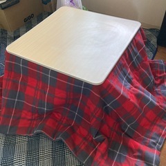 動作確認済み　こたつテーブル　布団付きの画像