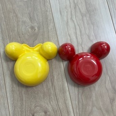 ディズニー　プラスチック食器の画像