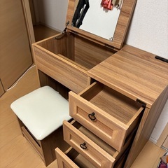ドレッサーの画像