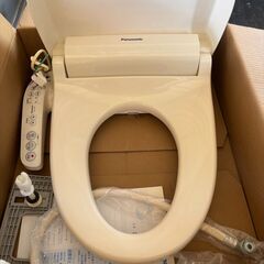 温水洗浄便座　2台セット　不具合あり　ジャンク（修理必要）の画像