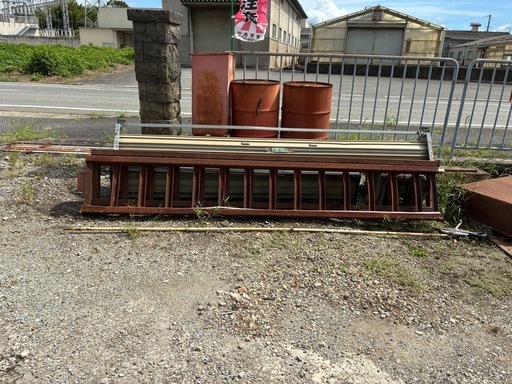 建設機械　ユンボ　農機具　ラダー　はしご　あゆみ