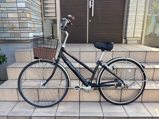 おしゃれなカゴ付き
　ブリヂストン　アルベルト26インチ